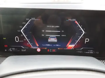 BMW X5 50e MPro Innov Comf  Travel Sky B&W net €70k