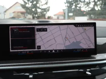 BMW X5 50e MPro Innov Comf  Travel Sky B&W net €70k