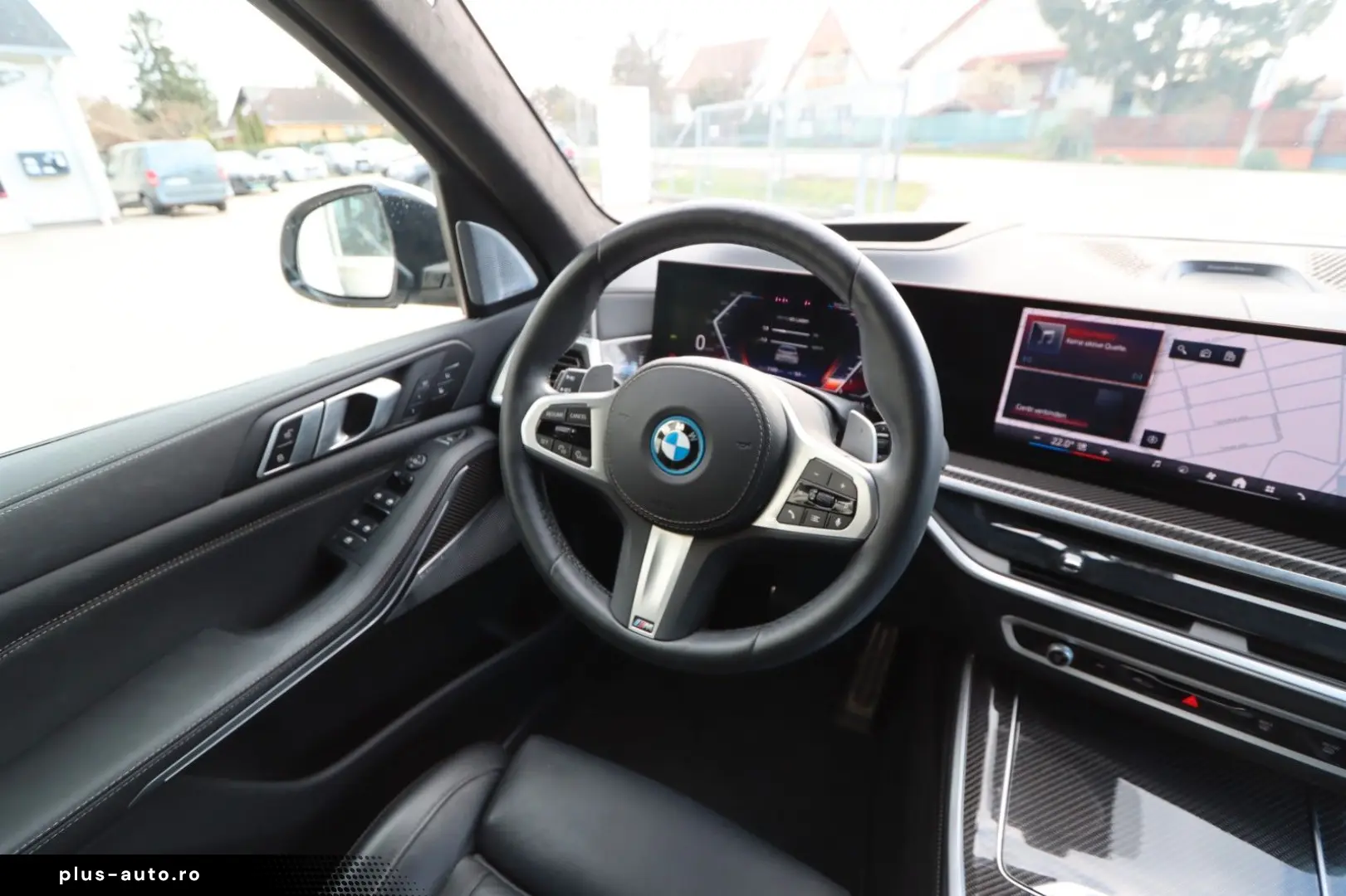 BMW X5 50e MPro Innov Comf  Travel Sky B&W net €70k