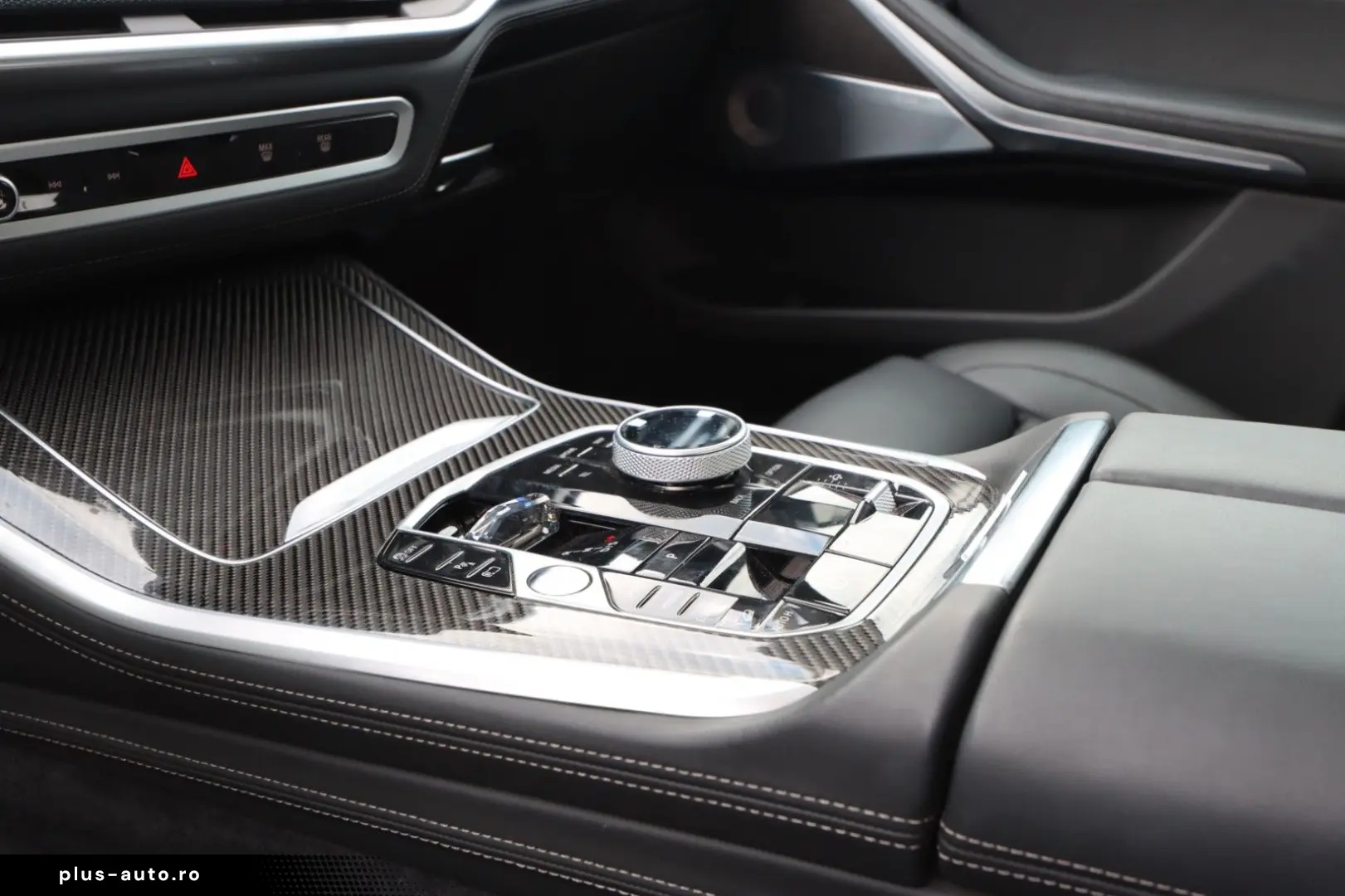 BMW X5 50e MPro Innov Comf  Travel Sky B&W net €70k