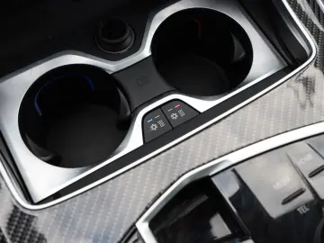 BMW X5 50e MPro Innov Comf  Travel Sky B&W net €70k