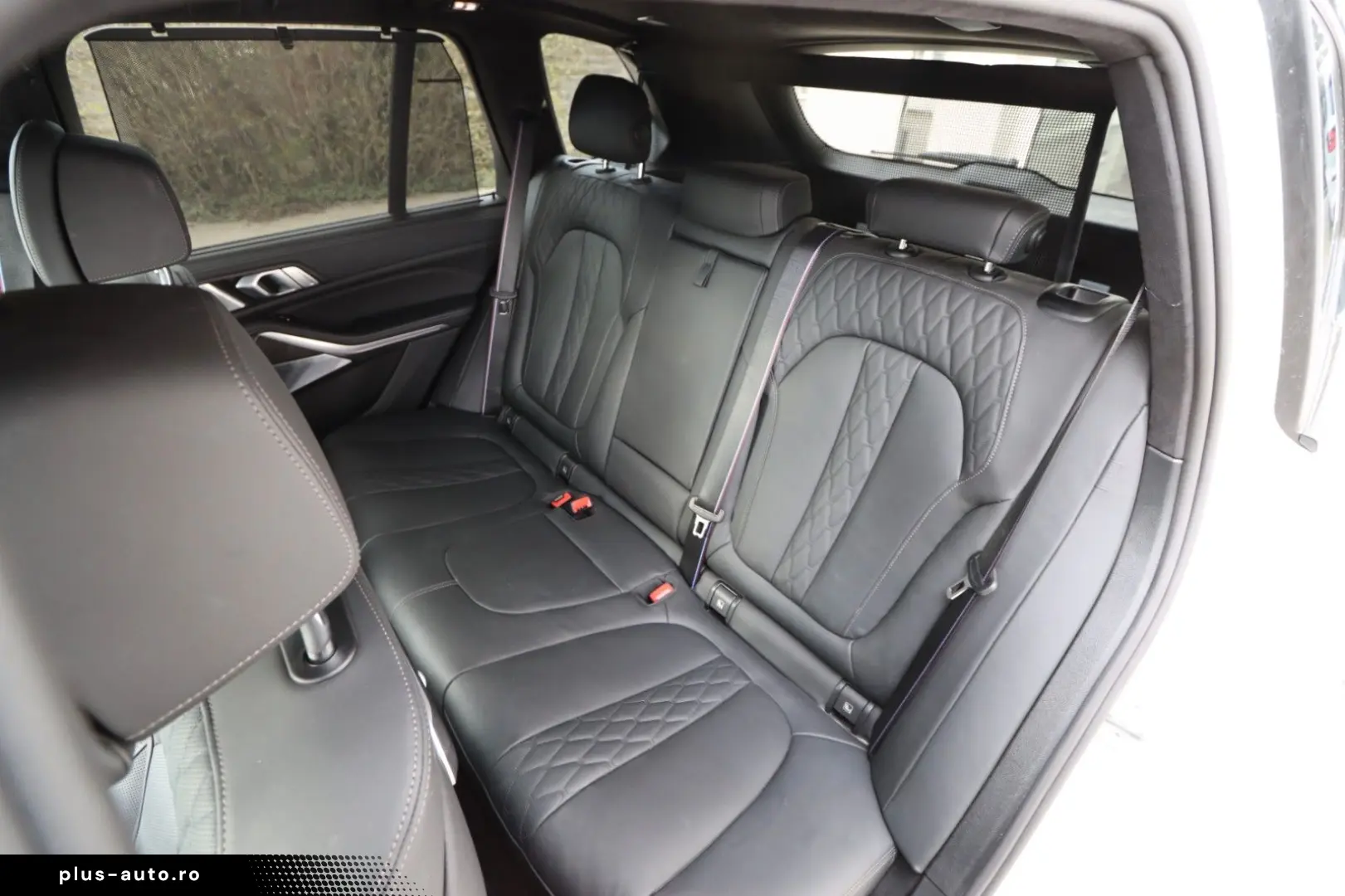 BMW X5 50e MPro Innov Comf  Travel Sky B&W net €70k