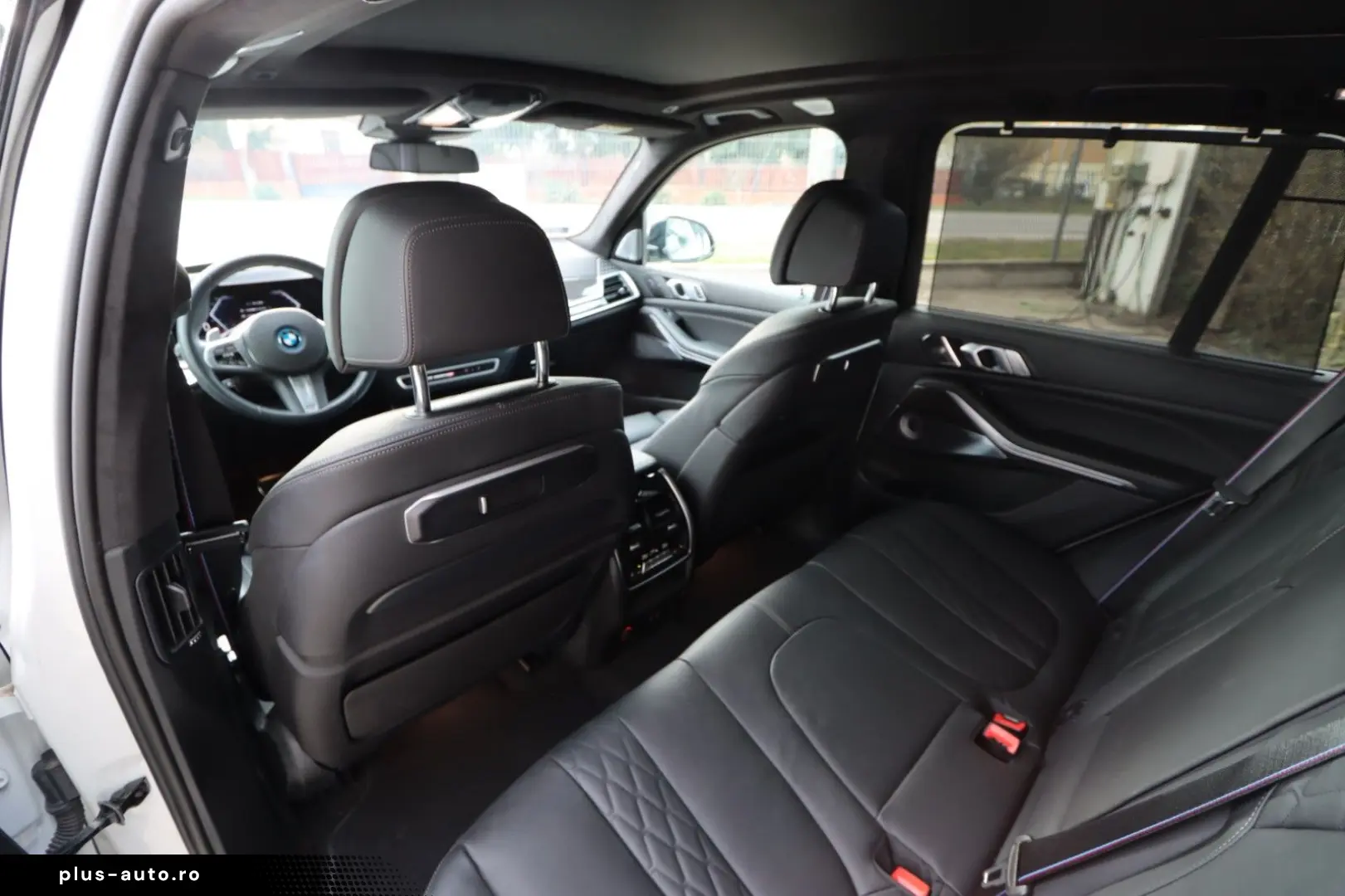 BMW X5 50e MPro Innov Comf  Travel Sky B&W net €70k