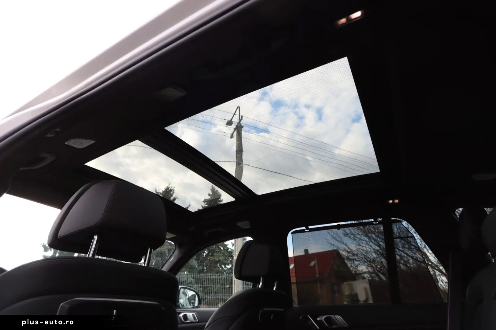 BMW X5 50e MPro Innov Comf  Travel Sky B&W net €70k