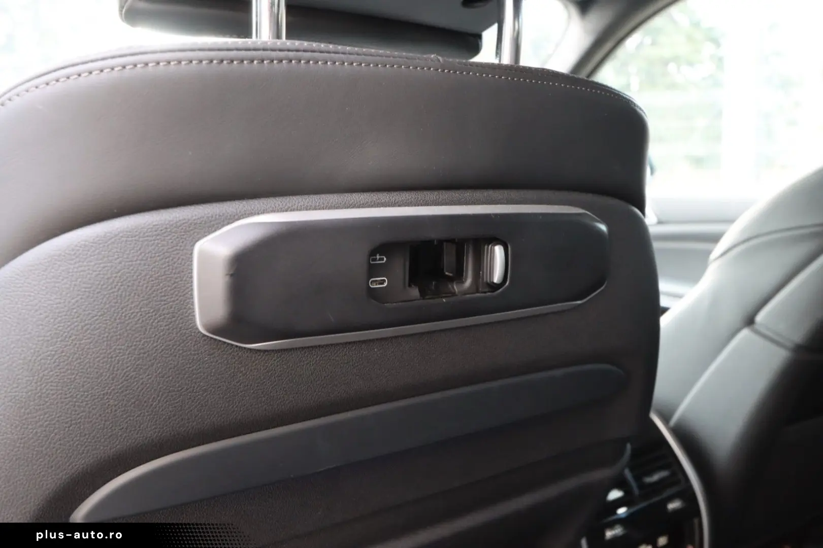 BMW X5 50e MPro Innov Comf  Travel Sky B&W net €70k