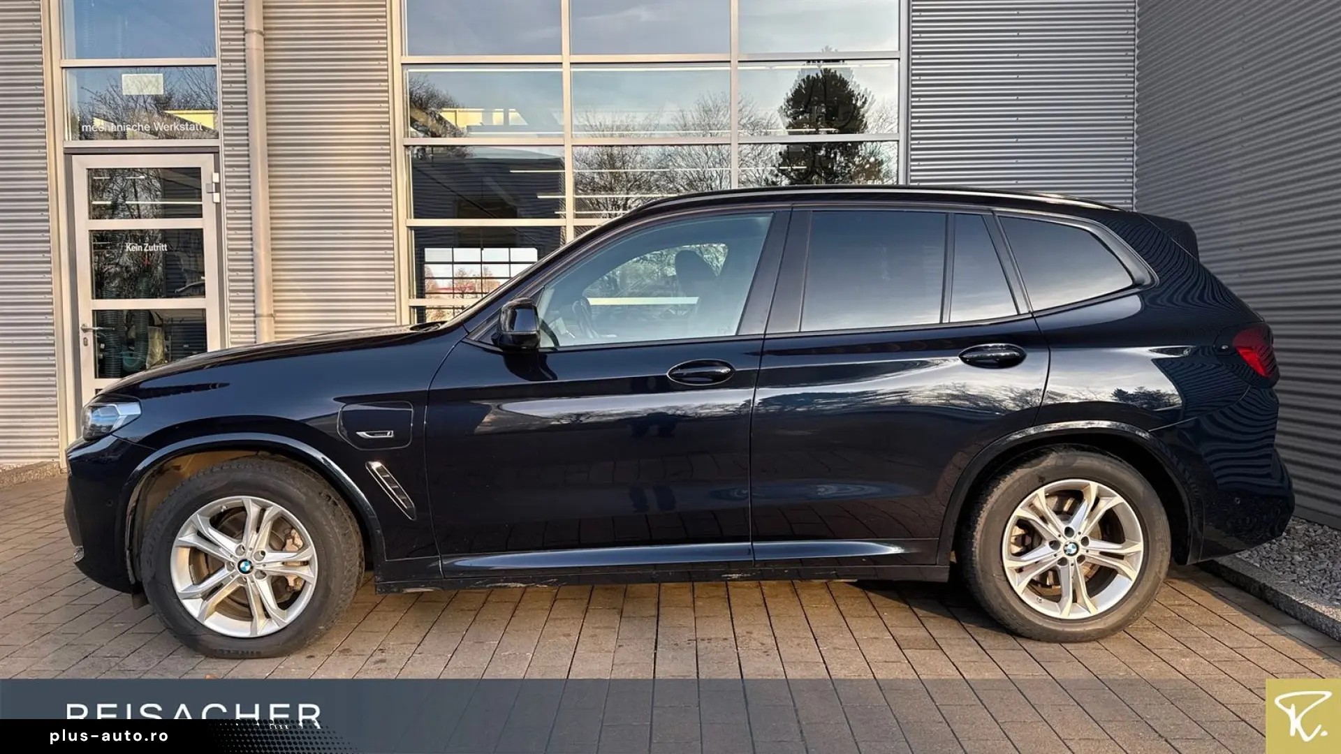 BMW X3 xDrive 30e M-Sport Navi Pano HUD RüKa 20 LM