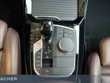BMW X3 xDrive 30e M-Sport Navi Pano HUD RüKa 20 LM