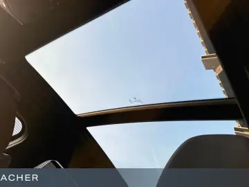 BMW X3 xDrive 30e M-Sport Navi Pano HUD RüKa 20 LM