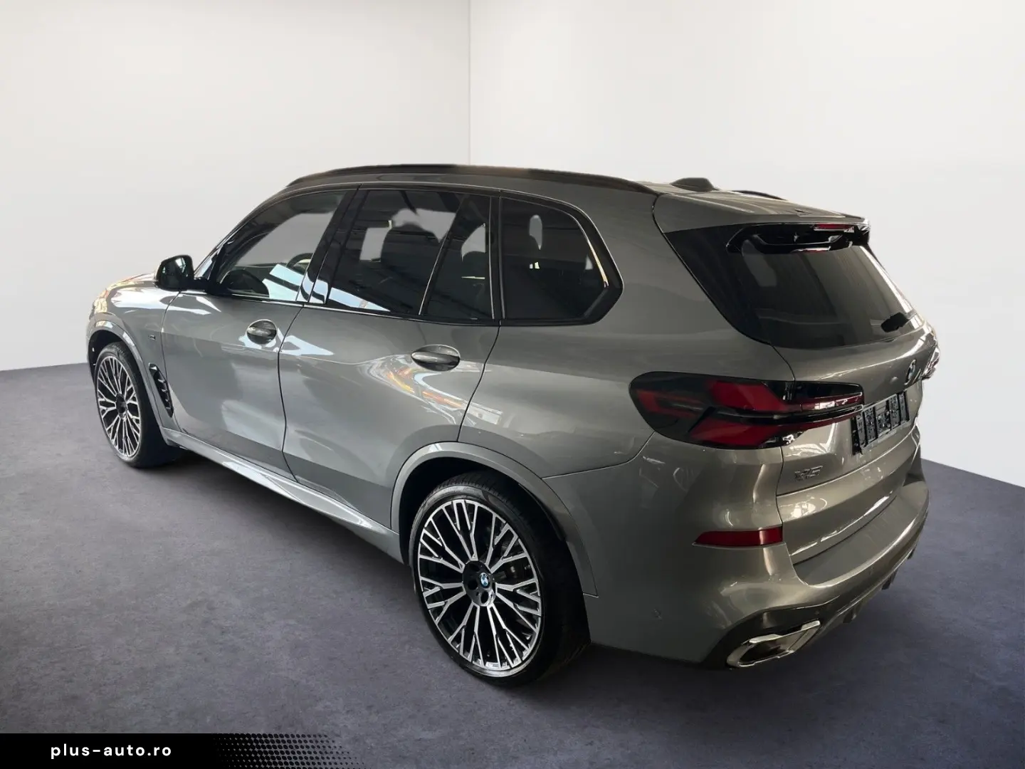 BMW X5 xDrive 30d M-SPORT LED AHK PANO-DA 7-SITZ