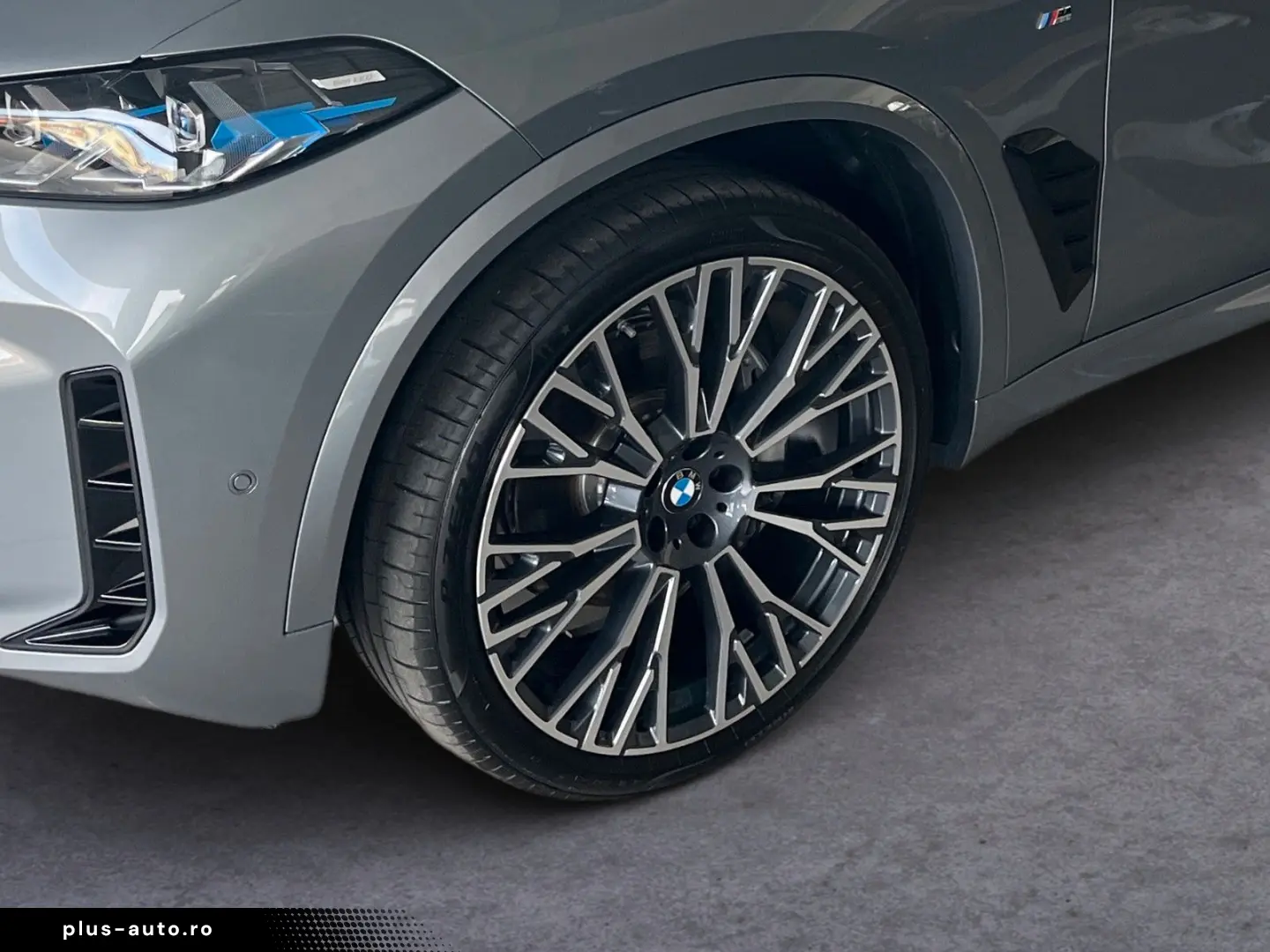 BMW X5 xDrive 30d M-SPORT LED AHK PANO-DA 7-SITZ