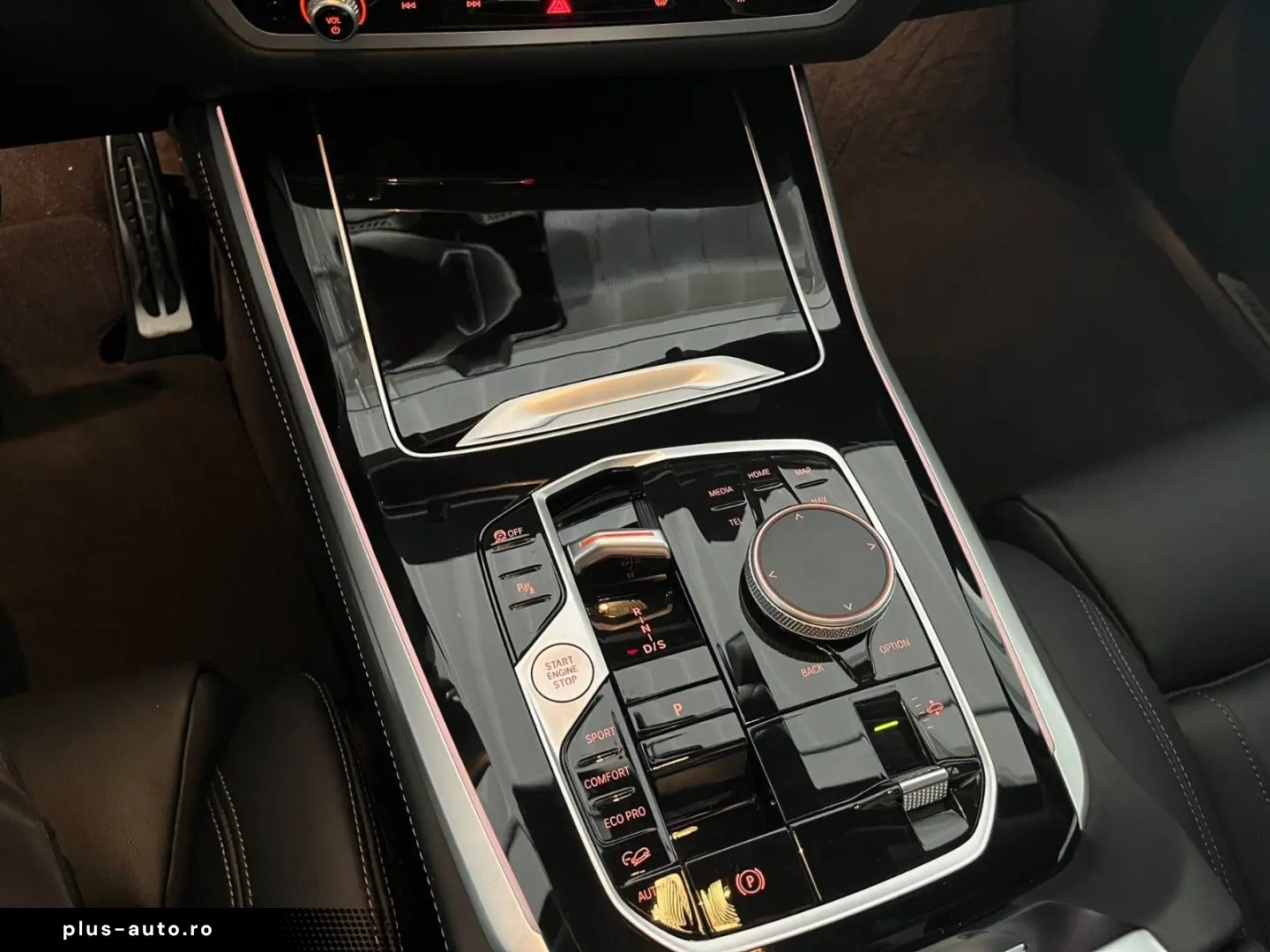 BMW X5 xDrive 30d M-SPORT LED AHK PANO-DA 7-SITZ