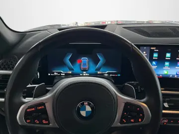 BMW X5 xDrive 40i M-SPORT PRO AHK PANO 7-SITZ VOLL