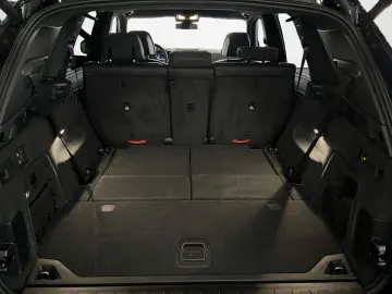 BMW X5 xDrive 40i M-SPORT PRO AHK PANO 7-SITZ VOLL