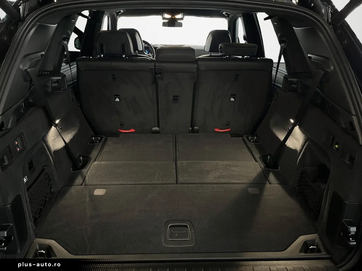 BMW X5 xDrive 40i M-SPORT PRO AHK PANO 7-SITZ VOLL