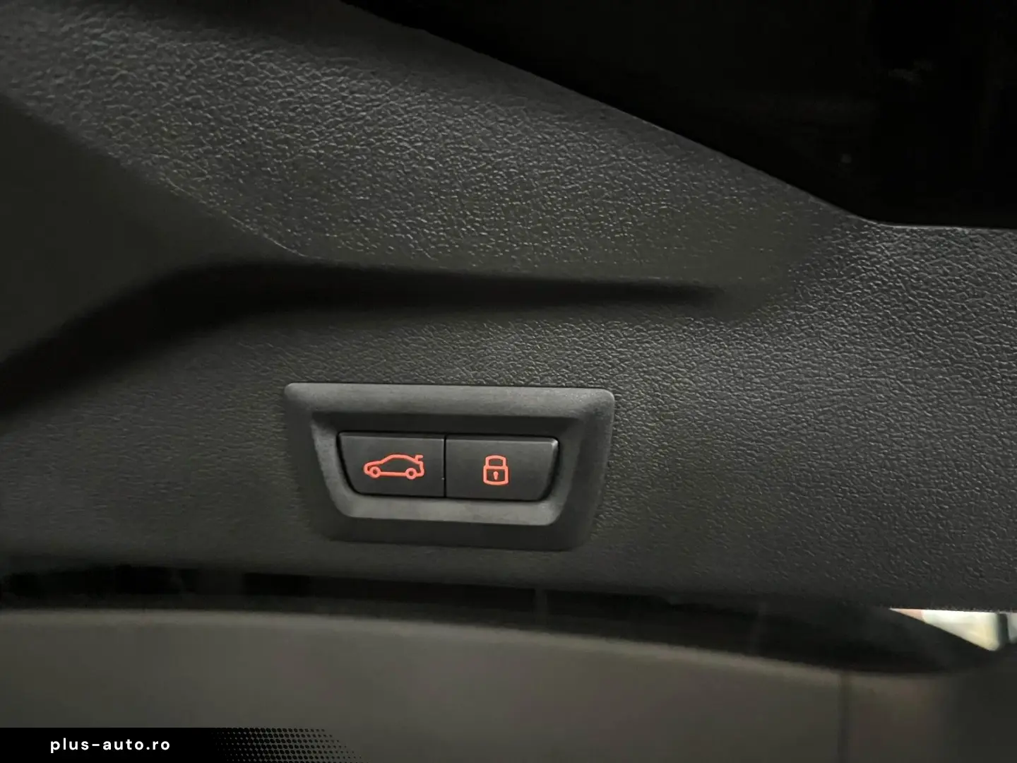 BMW X5 xDrive 40i M-SPORT PRO AHK PANO 7-SITZ VOLL