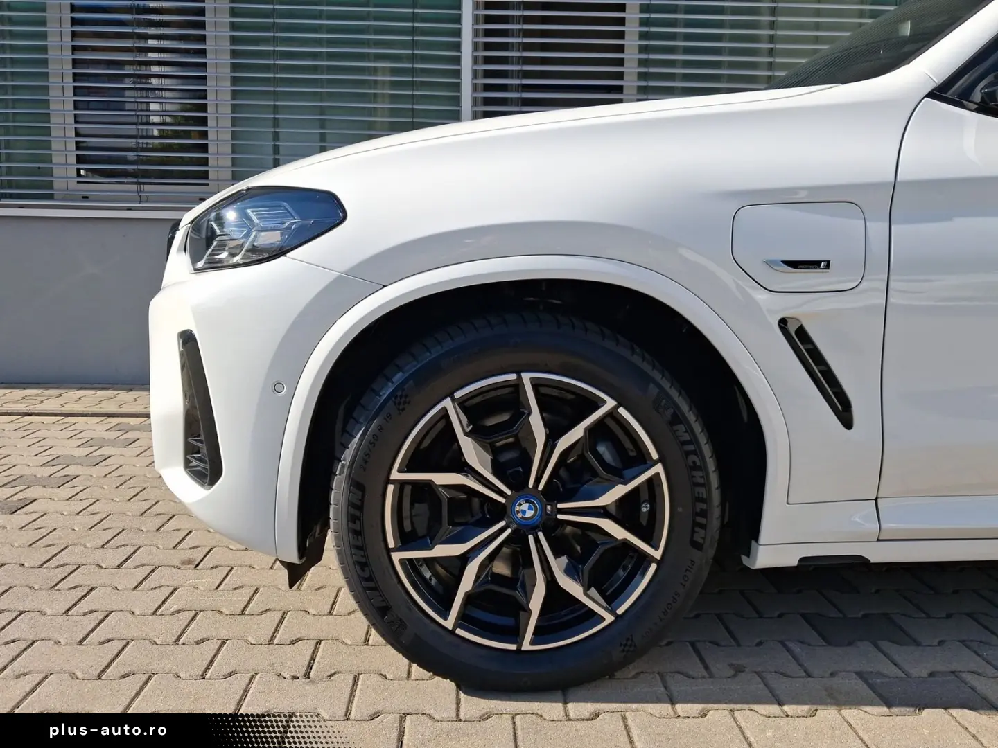 BMW X3 xDrive30e M Sportpaket LED Navi Pano HiFi