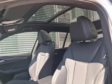 BMW X3 xDrive30e M Sportpaket LED Navi Pano HiFi