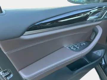 BMW X3 xDrive30e Head-Up HK HiFi DAB WLAN RFK