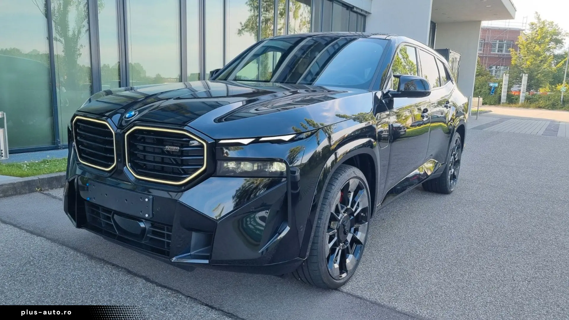 BMW XM 4.4i V8 LNP 190€