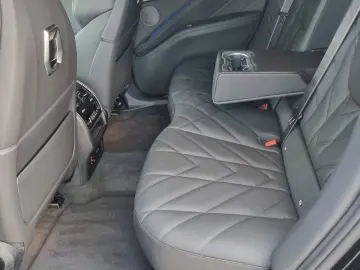 BMW XM 4.4i V8 LNP 190€