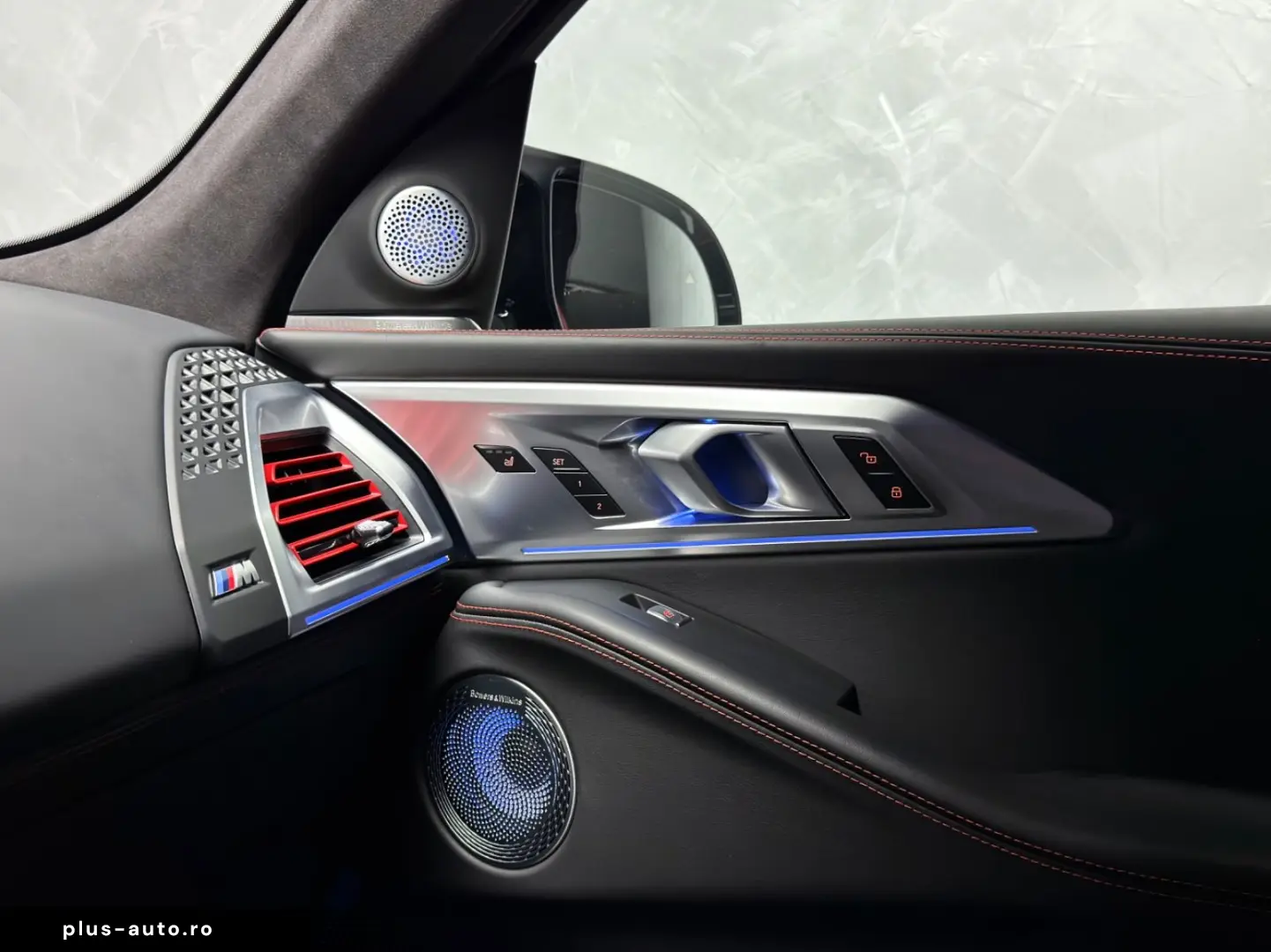 BMW XM Label Red B&W HuD CARBON MASSAGE GARANTIE