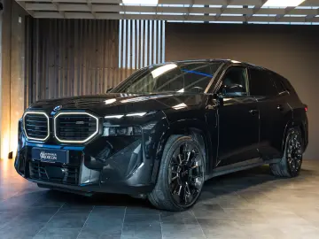 BMW XM