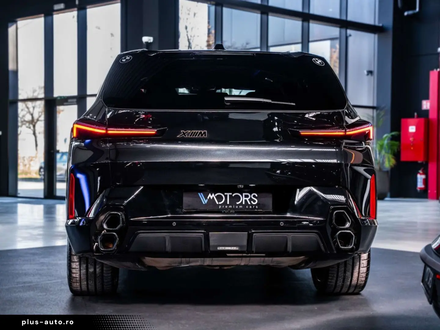 BMW XM PHEV 4.4AS - M sport - AHK - Massage - HUD -