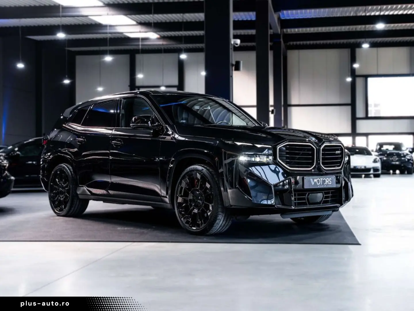 BMW XM PHEV 4.4AS - M sport - AHK - Massage - HUD -