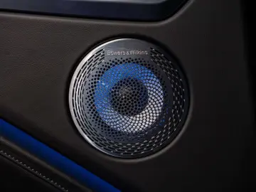 BMW XM PHEV 4.4AS - M sport - AHK - Massage - HUD -