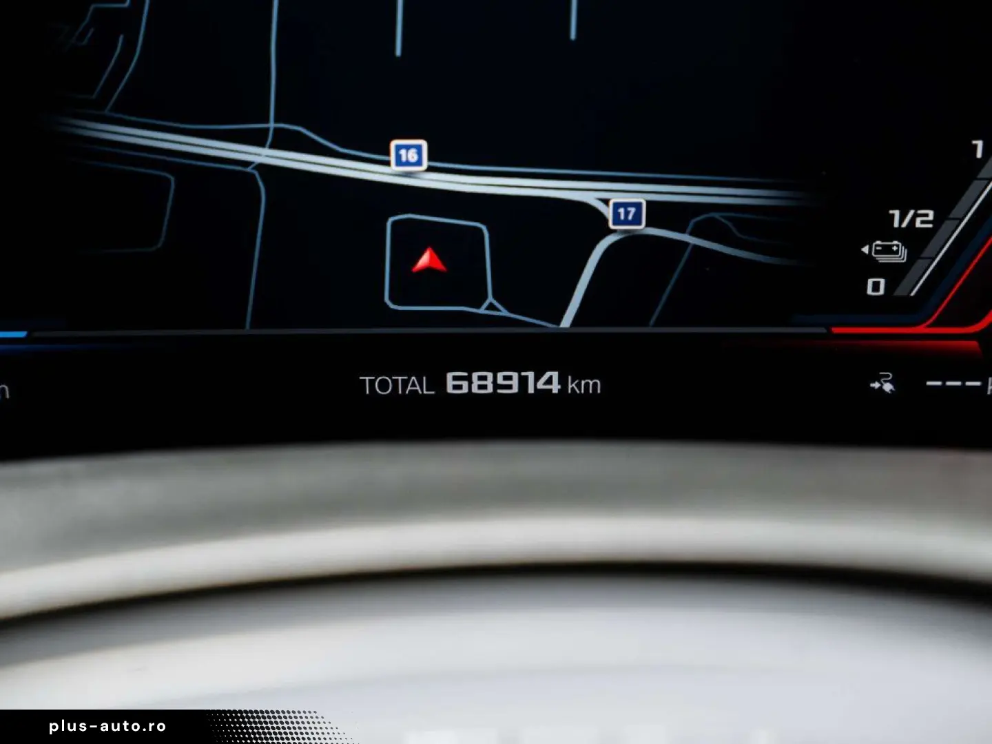 BMW XM PHEV 4.4AS - M sport - AHK - Massage - HUD -