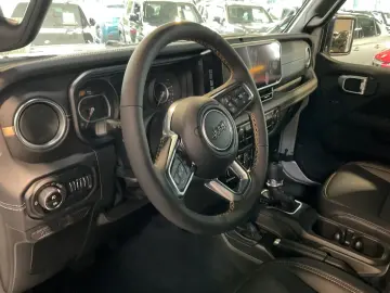 Jeep Wrangler Unlimited Sahara 2.0 T-GDI elektr. Soft