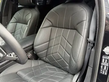 BMW 740d xDrive Pachet M Sport Pro