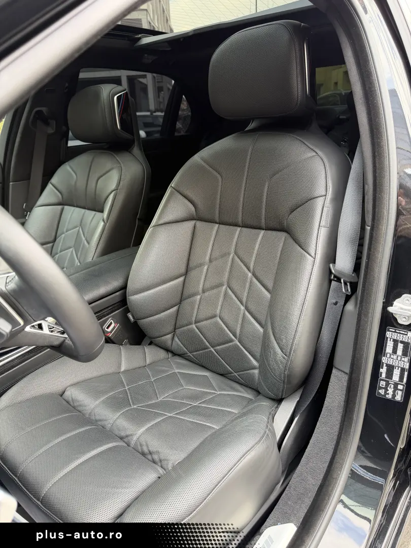 BMW 740d xDrive Pachet M Sport Pro