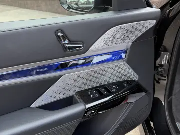 BMW 740d xDrive Pachet M Sport Pro