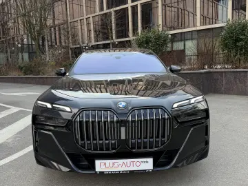 BMW 740d xDrive Pachet M Sport Pro