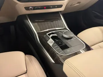 BMW 330i Limousine
