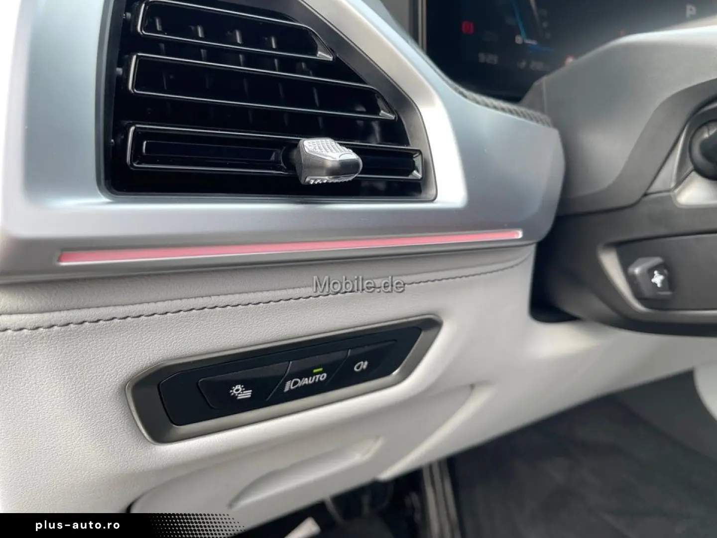 BMW XM 4.4 Sport Aut. AHK Komfortzugang Soft-Close