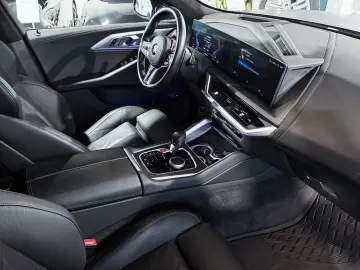 BMW XM  M Drivers  AHK Soft-Close Bowers&Wilkins ACC