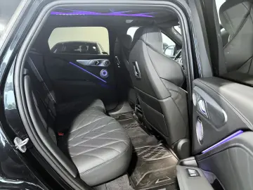 BMW XM  M Drivers  AHK Soft-Close Bowers&Wilkins ACC