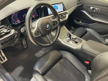 BMW 330i xDrive M Sport Paket Laser-HiFi