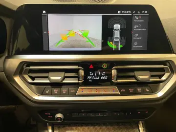 BMW 330i xDrive M Sport Paket Laser-HiFi