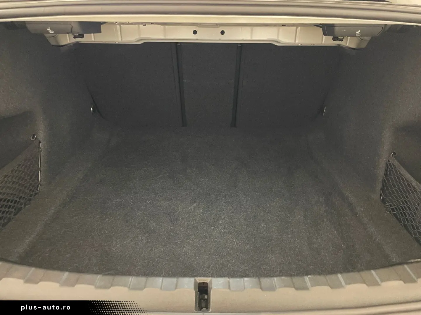 BMW 330i xDrive M Sport Paket Laser-HiFi