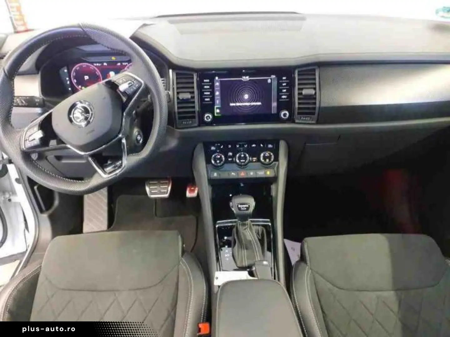 SKODA Kodiaq 2.0 TSI 4x4 DSG Sportline AHK Pano Kamera