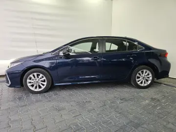 oyota Corolla 1.8 Hybrid Business Aut.