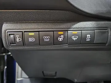 oyota Corolla 1.8 Hybrid Business Aut.