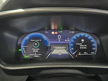 oyota Corolla 1.8 Hybrid Business Aut.