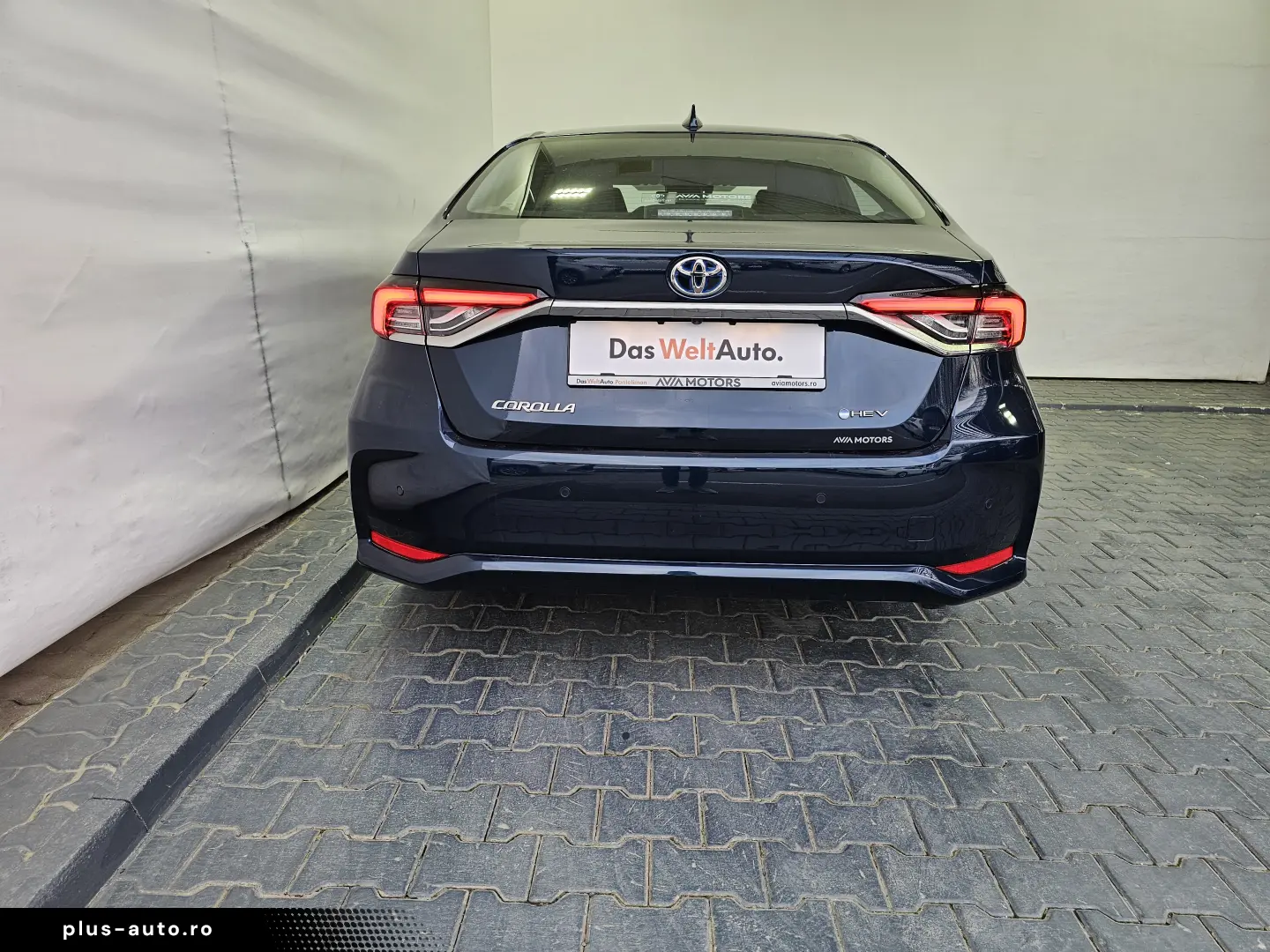 oyota Corolla 1.8 Hybrid Business Aut.