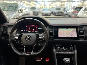 SKODA Kodiaq 2.0 TSI RS 4x4   DSG AHK Pano Kamera