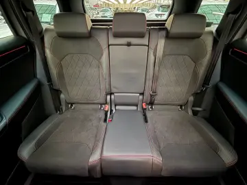 SKODA Kodiaq 2.0 TSI RS 4x4   DSG AHK Pano Kamera