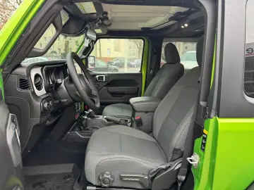 Jeep Wrangler 2.0l Willys 4X4  AHK   Rubicon